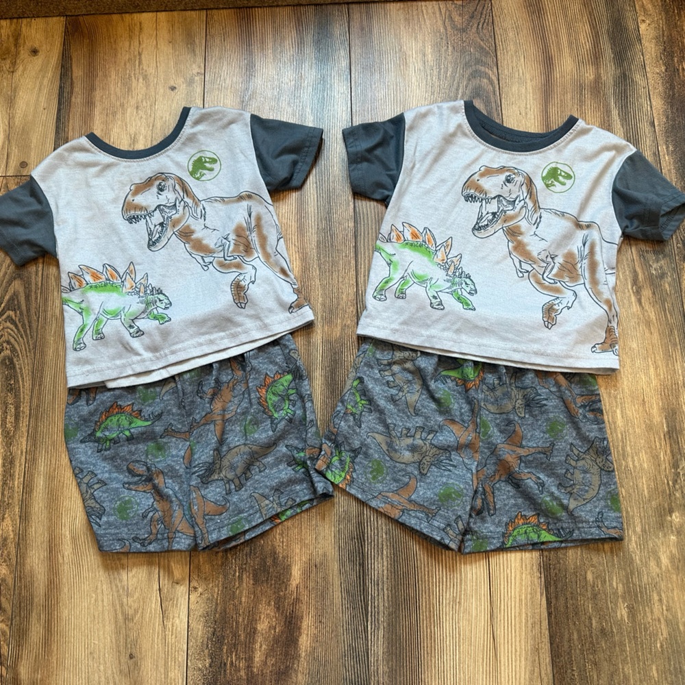 Jurassic Park Pajama Lot Boys 3T.  Dinosaur Toddler Summer Pajama Short sleeve